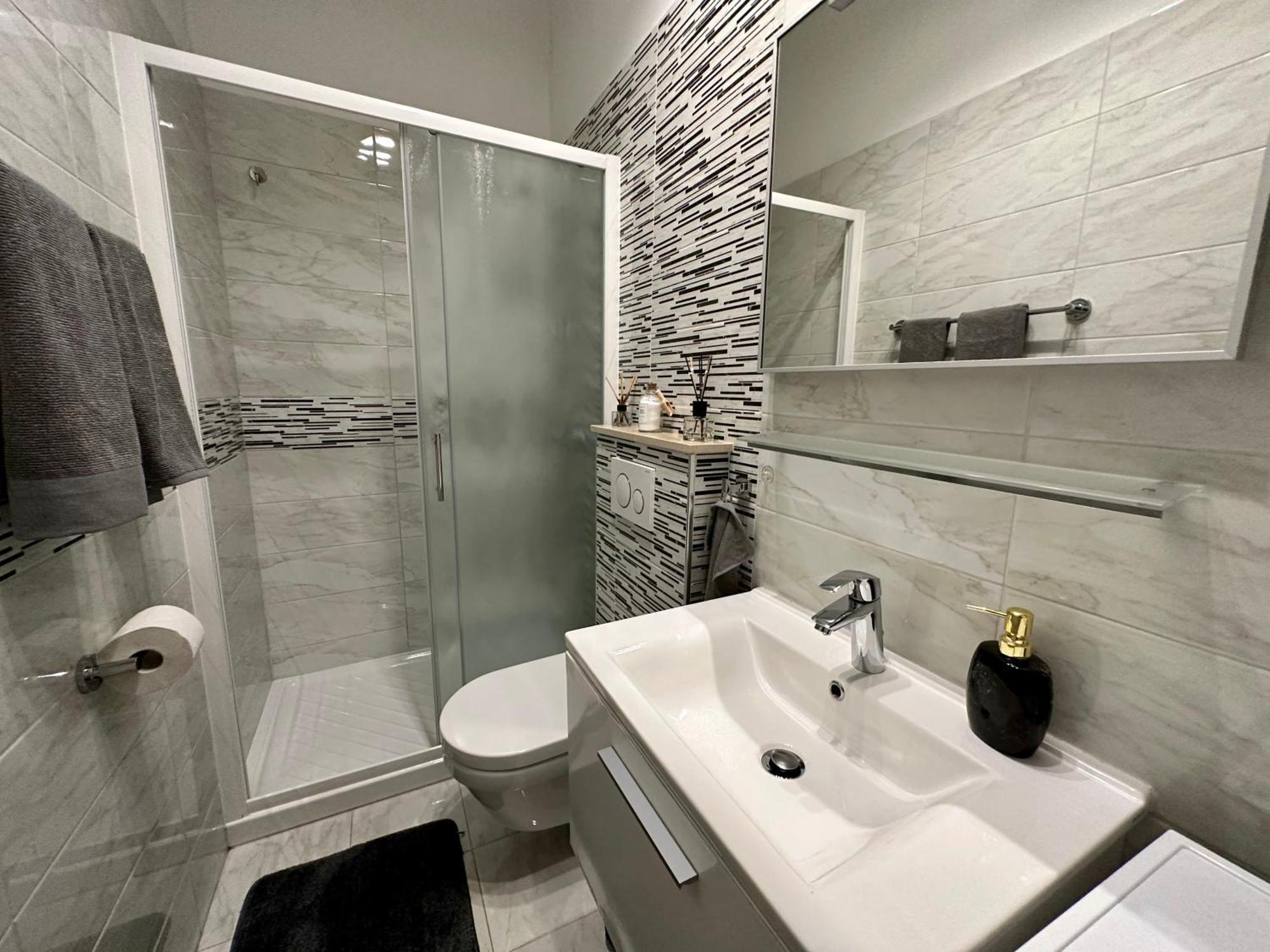 Romeo Apartments Rovigno Екстериор снимка